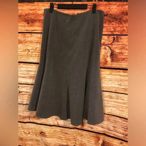 Women’s Grey Skirt size 10 - Picture 10 of 13